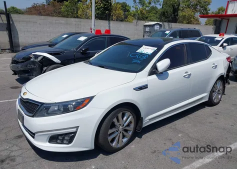 2015 Kia Optima Sx z USA, uszkodzony, nr VIN 5XXGR4A64FG413139